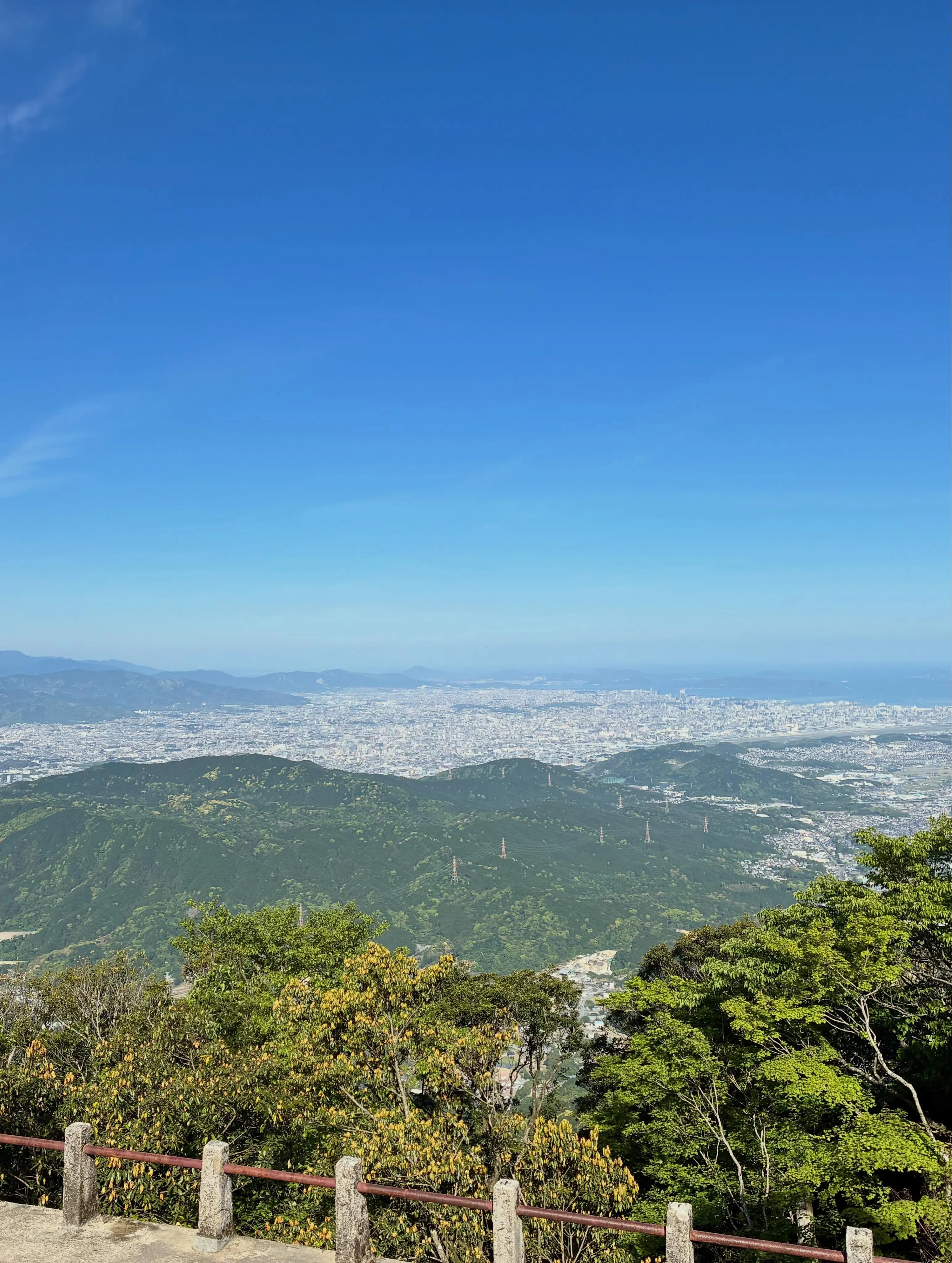 「筑紫野市で整体をお探しの方へ|宝満山の景色⛰️